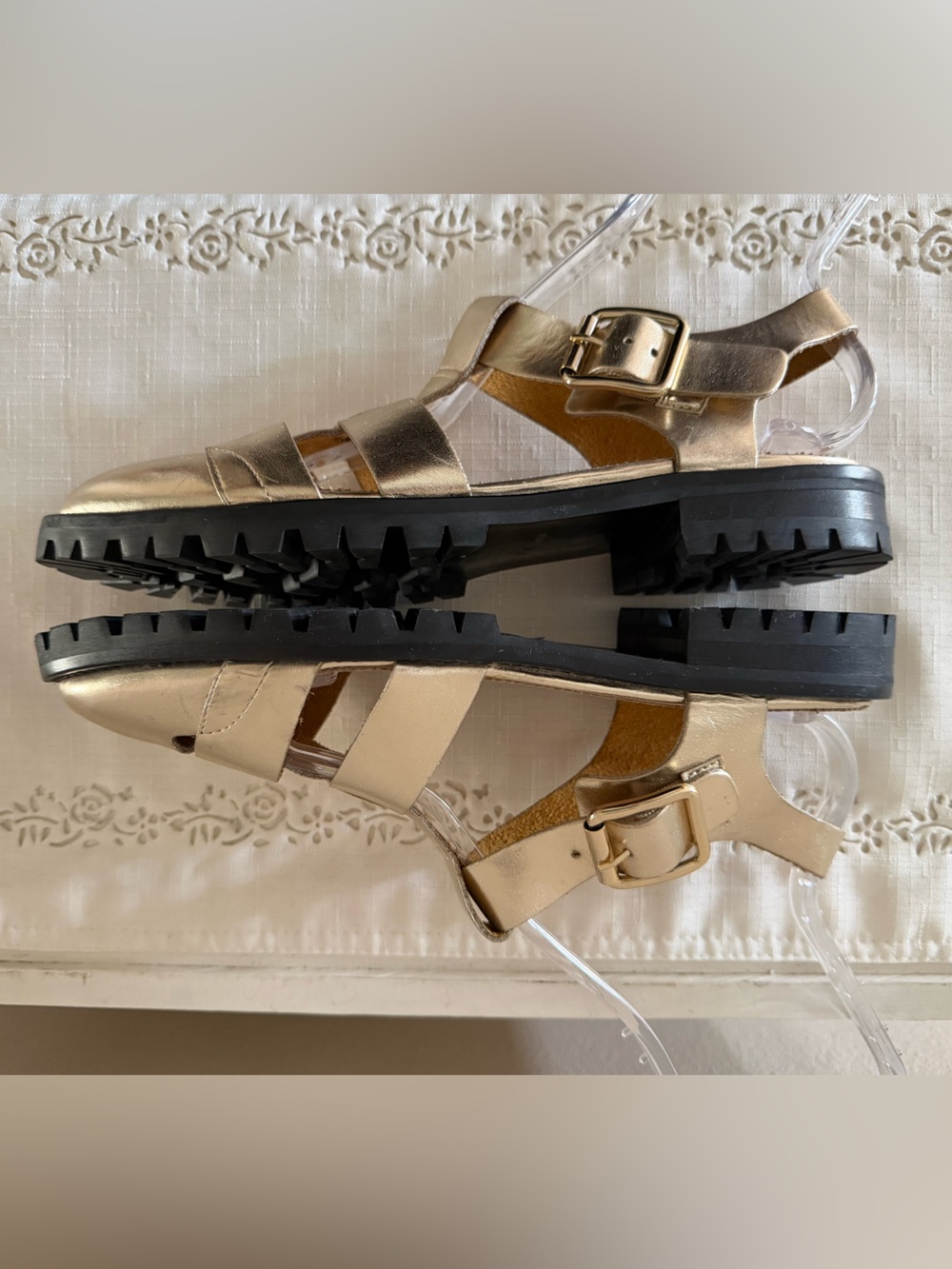 J. Crew Lug Sole Fisherman Sandal Metallic Gold Size 8.5 - Picture 5 of 7